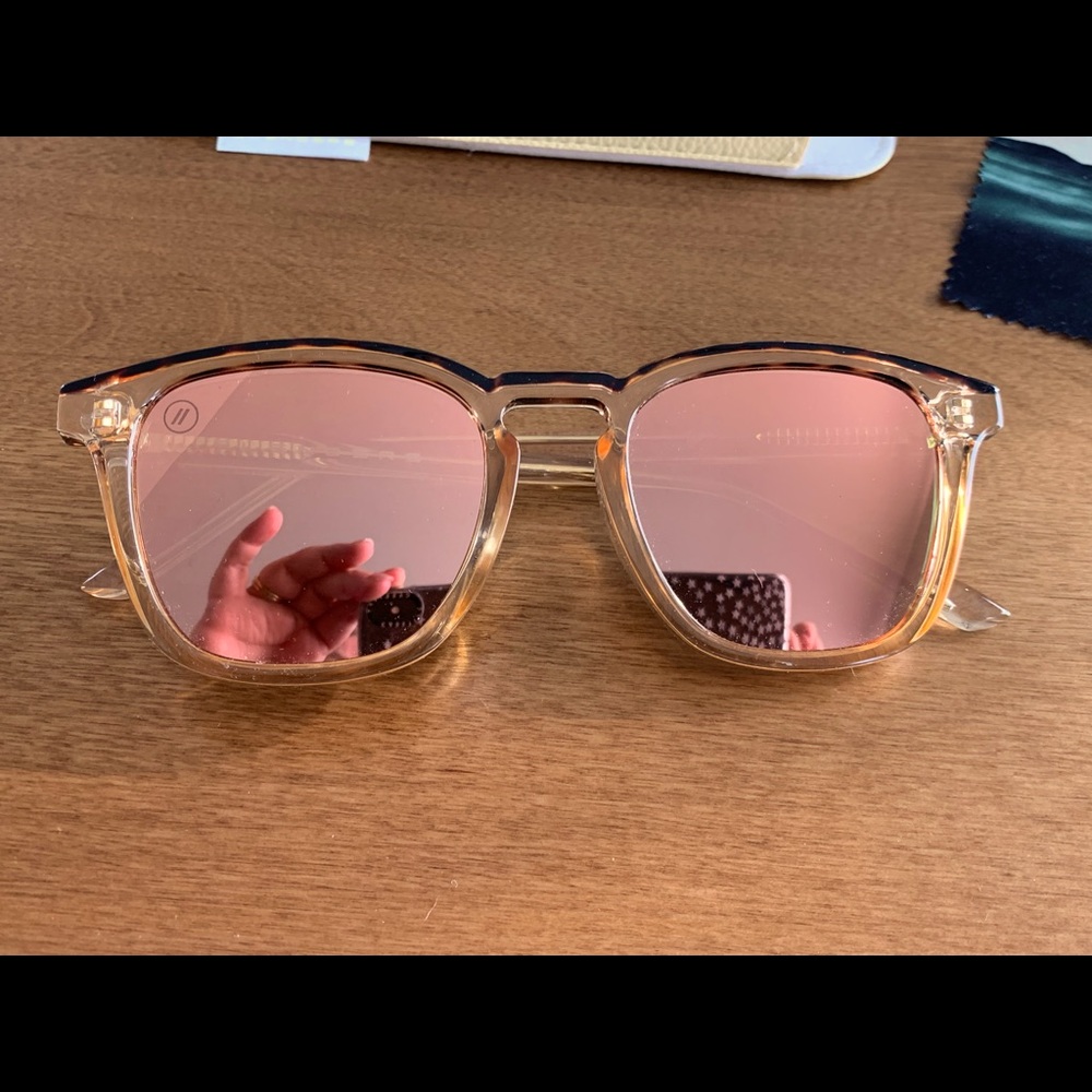 Blenders Eyewear “Lakey Motion” polarized sunglasses.